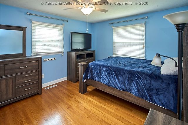 2024 Parkwood Road, Charleston, WV 25314