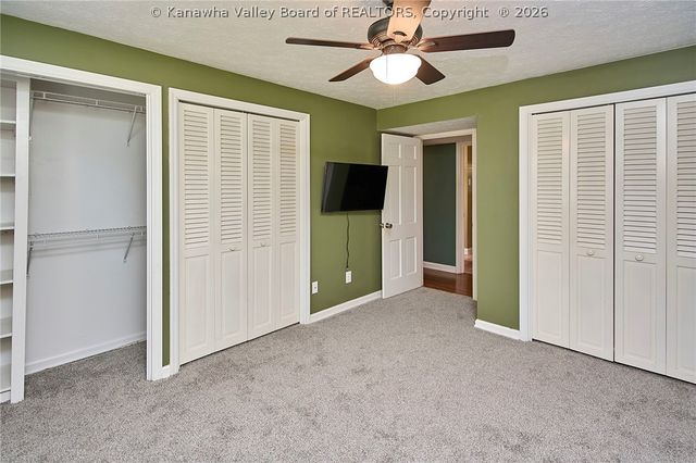 2024 Parkwood Road, Charleston, WV 25314