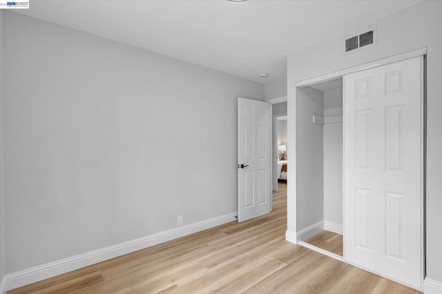 8526 Briarwood Ln, Dublin, CA 94568
