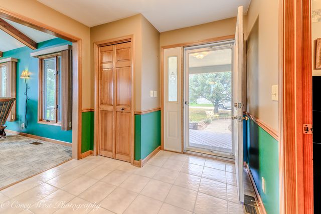 11N315 Mcgough Road, Hampshire, IL 60140