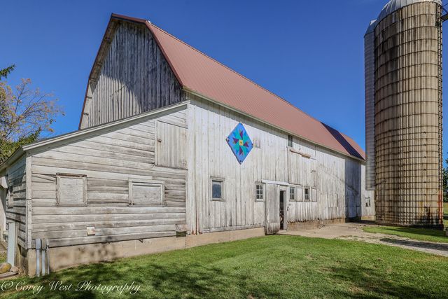 11N315 Mcgough Road, Hampshire, IL 60140