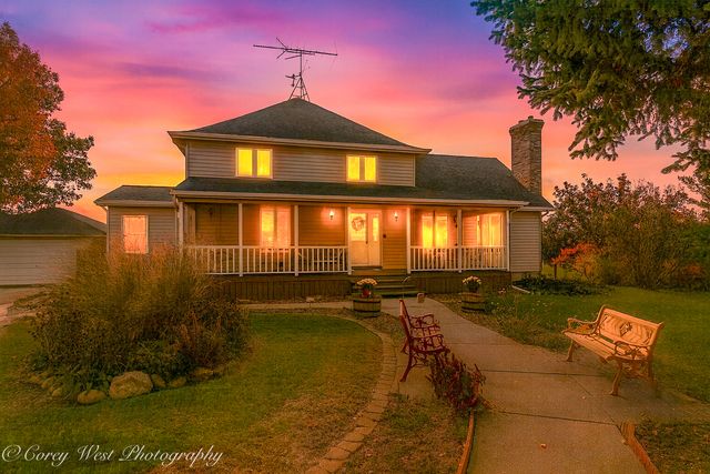 11N315 Mcgough Road, Hampshire, IL 60140