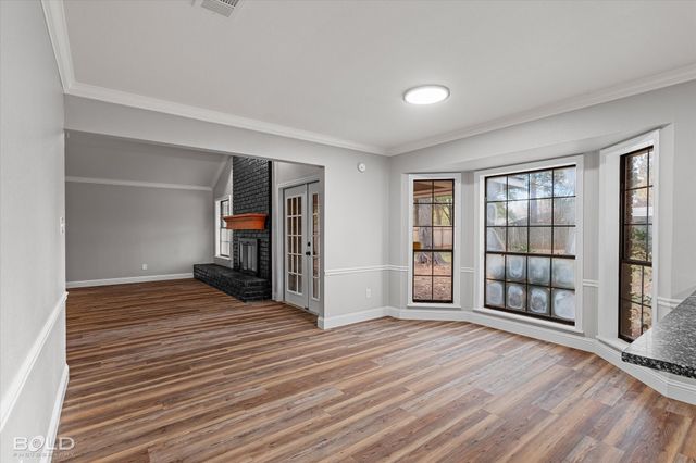 6108 Doncaster Drive, Shreveport, LA 71129