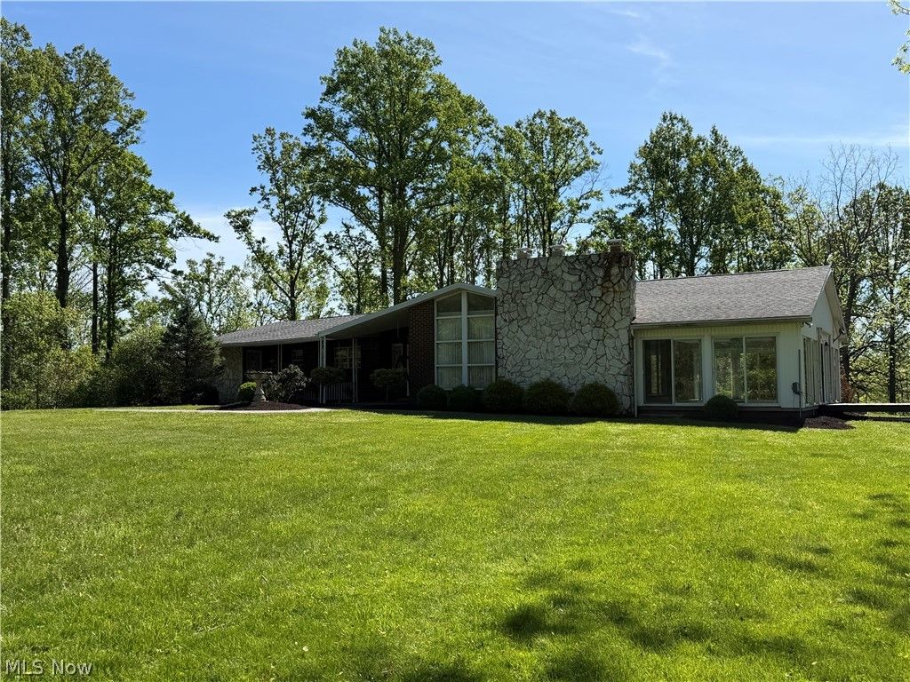 183 Varner Road, Walker, WV 26180