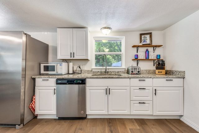 1205 W Birge Street, Sherman, TX 75092