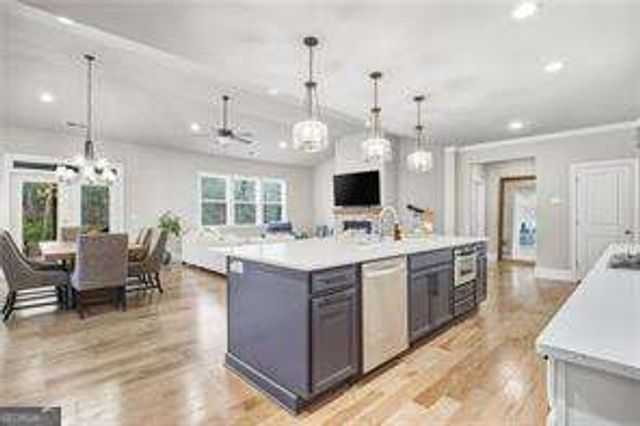265 Fountain Oak Way, Canton, GA 30114