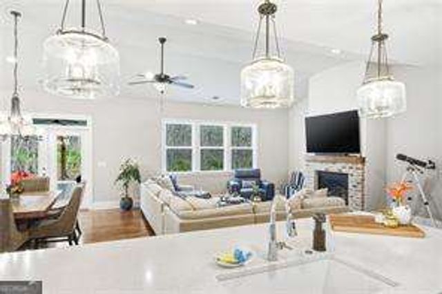 265 Fountain Oak Way, Canton, GA 30114