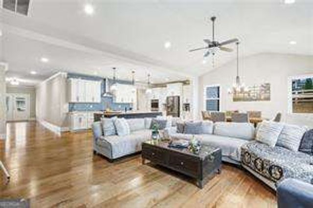 265 Fountain Oak Way, Canton, GA 30114