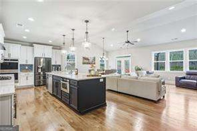 265 Fountain Oak Way, Canton, GA 30114