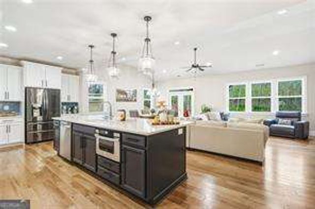 265 Fountain Oak Way, Canton, GA 30114