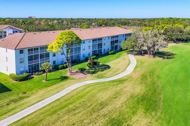 8735 OLDE HICKORY AVENUE 8303, Sarasota, FL 34238