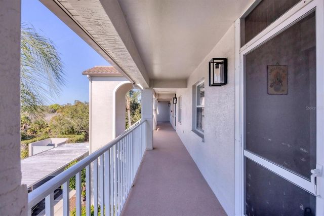 8735 OLDE HICKORY AVENUE 8303, Sarasota, FL 34238