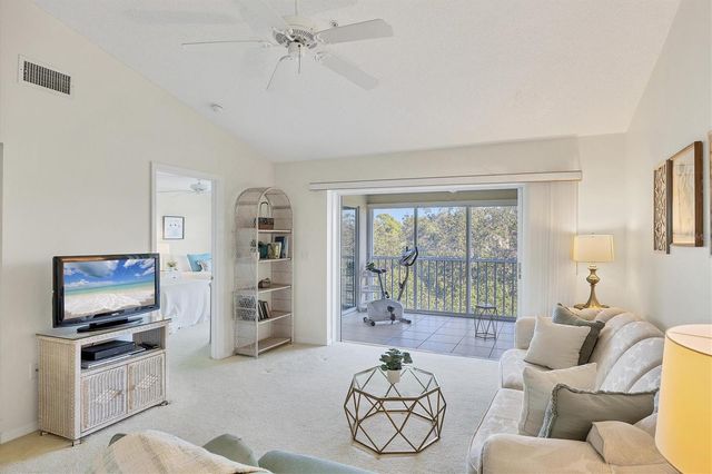 8735 OLDE HICKORY AVENUE 8303, Sarasota, FL 34238
