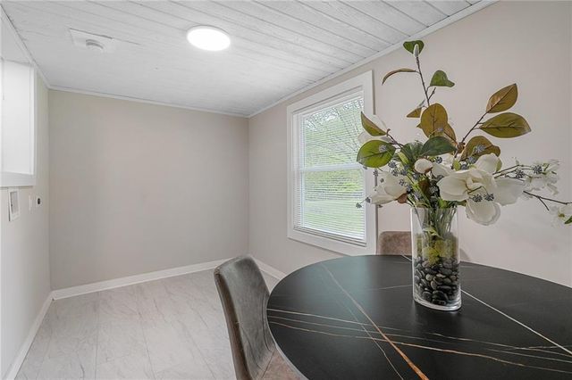601 E Eisenhower Road, Lansing, KS 66043
