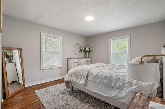 601 E Eisenhower Road, Lansing, KS 66043