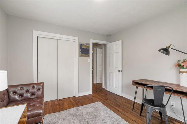 601 E Eisenhower Road, Lansing, KS 66043