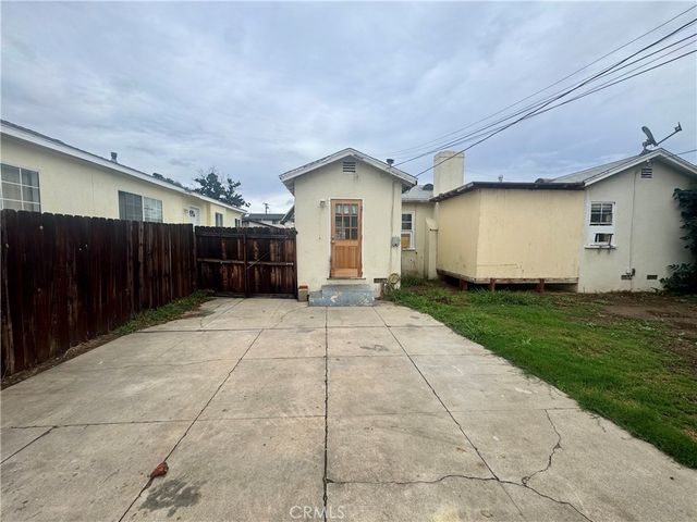1325 Charleston, Montebello, CA 90640