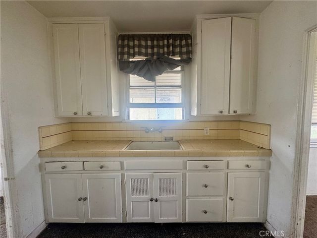 1325 Charleston, Montebello, CA 90640