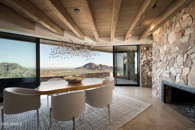 7701 N SILVERCREST Way, Paradise Valley, AZ 85253