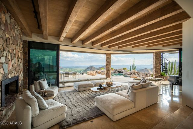 7701 N SILVERCREST Way, Paradise Valley, AZ 85253