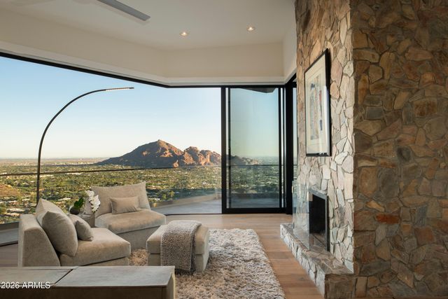 7701 N SILVERCREST Way, Paradise Valley, AZ 85253