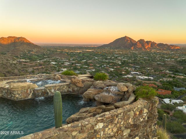 7701 N SILVERCREST Way, Paradise Valley, AZ 85253