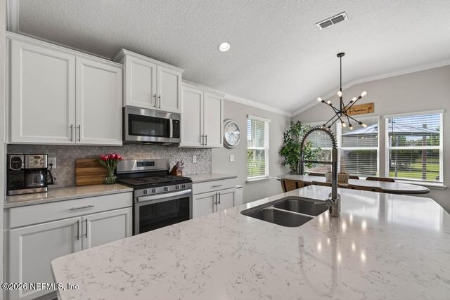 246 CODONA GLEN Drive, St. Johns, FL 32259