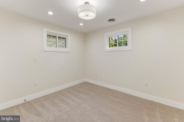 1025 MONMOUTH RD, Woodbury, NJ 08096