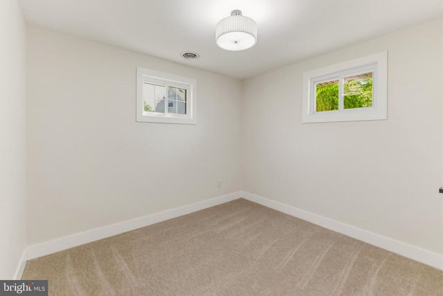 1025 MONMOUTH RD, Woodbury, NJ 08096