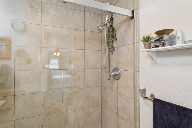 1414 W BOGIE DRIVE, Tampa, FL 33612