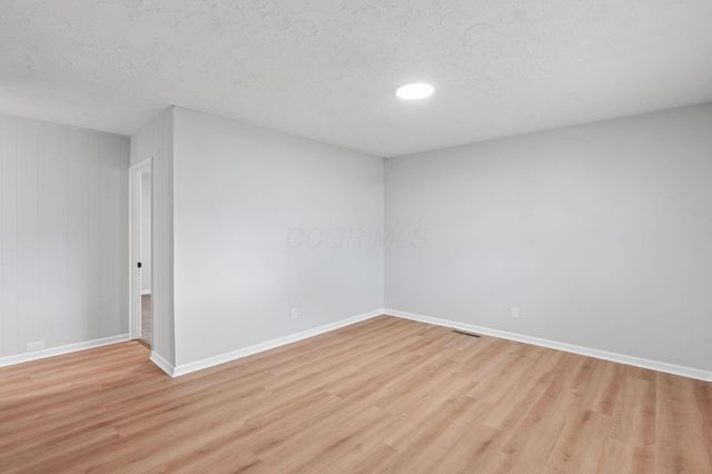 3032 Fairwood Avenue, Columbus, OH 43207