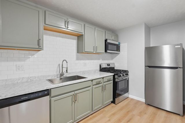 3032 Fairwood Avenue, Columbus, OH 43207