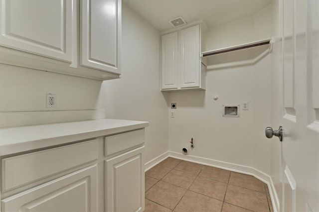 2311 Legends Peak Drive, Spring, TX 77386