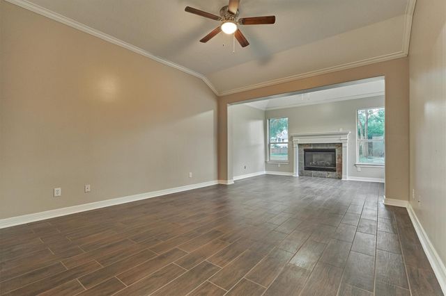 2311 Legends Peak Drive, Spring, TX 77386