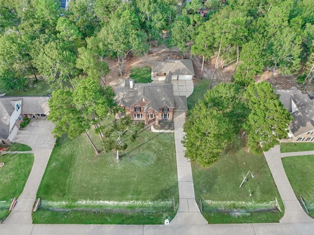 2311 Legends Peak Drive, Spring, TX 77386