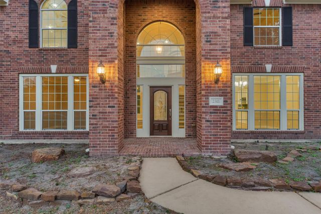 2311 Legends Peak Drive, Spring, TX 77386