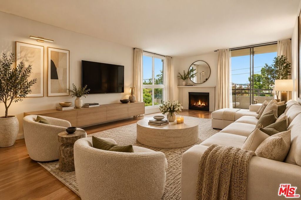 911 N Kings Road 310, West Hollywood, CA 90069 — exterior