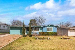 628 Elm Street, Hurst, TX 76053