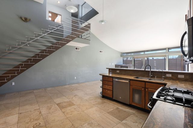 4103 Bay Court NE, Albuquerque, NM 87111