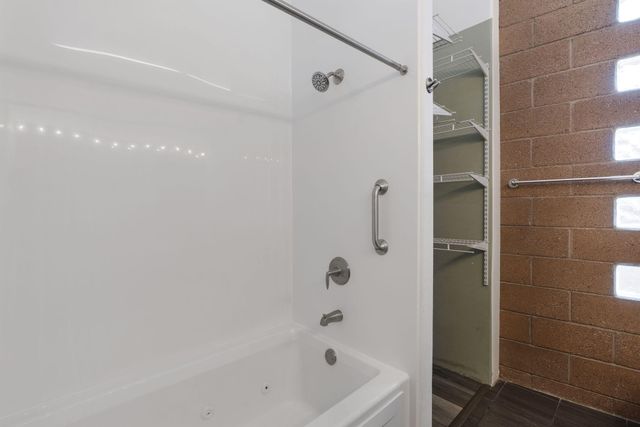 4103 Bay Court NE, Albuquerque, NM 87111