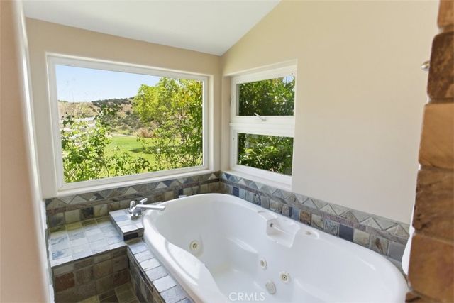 31233 Romero Canyon, Castaic, CA 91384