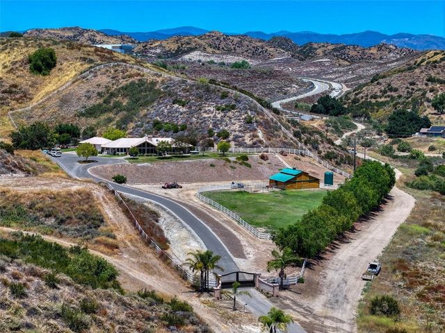 31233 Romero Canyon, Castaic, CA 91384