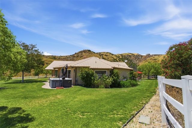 31233 Romero Canyon, Castaic, CA 91384