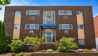 416 Belgrade Ave 46, Boston, MA 02132