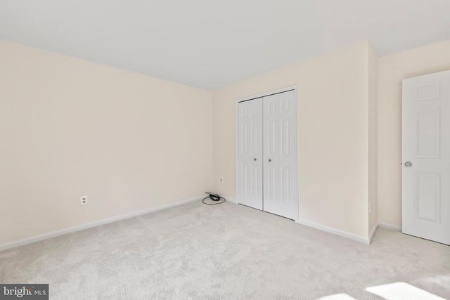 7580 WOODSTOWN DR, Springfield, VA 22153