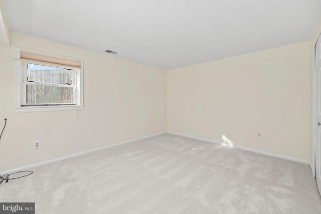 7580 WOODSTOWN DR, Springfield, VA 22153