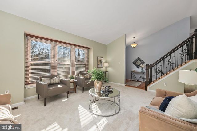 7580 WOODSTOWN DR, Springfield, VA 22153