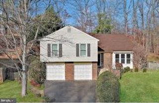 7580 WOODSTOWN DR, Springfield, VA 22153