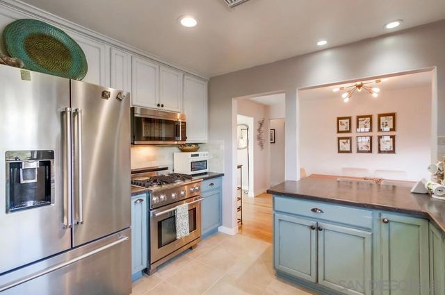 5438 Gilbert Dr A, San Diego, CA 92115