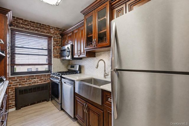 155-42 81st Street 119 CU, Howard Beach, NY 11414